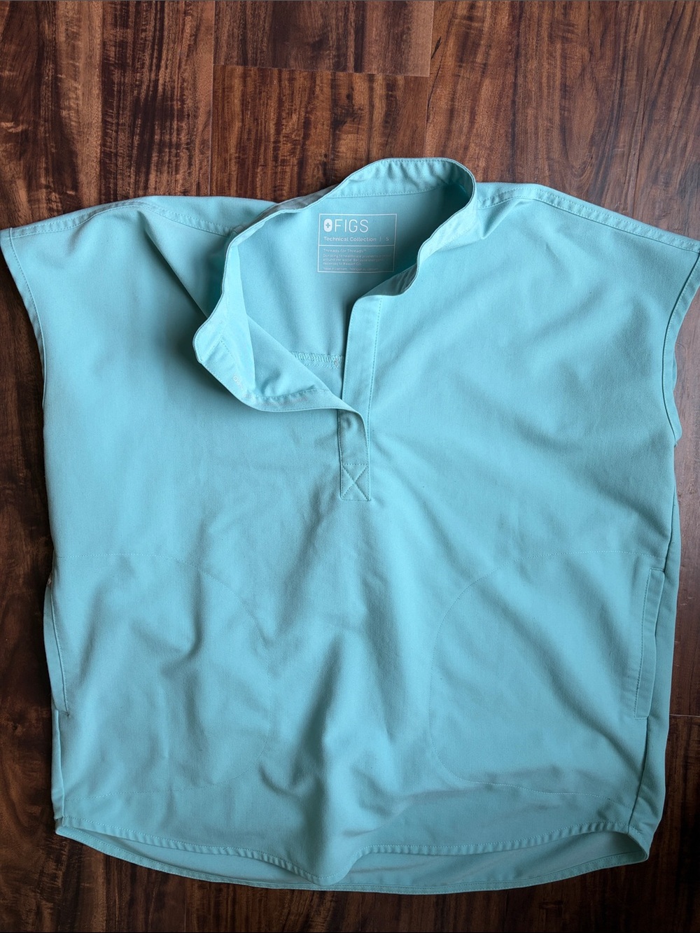 Figs Rafaela Scrub Top in Sea Glass